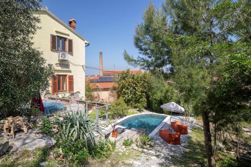 Apartments Kastel Pula