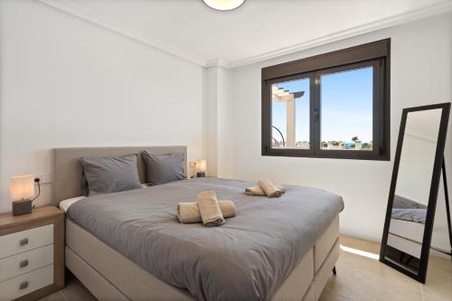 Sea View & Mountain View Apartment with Private Jacuzzi - Sunset Golf, Estepona photo 12