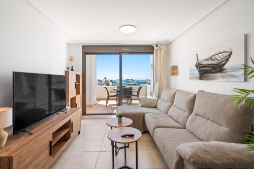 Sea View & Mountain View Apartment with Private Jacuzzi - Sunset Golf, Estepona photo 9