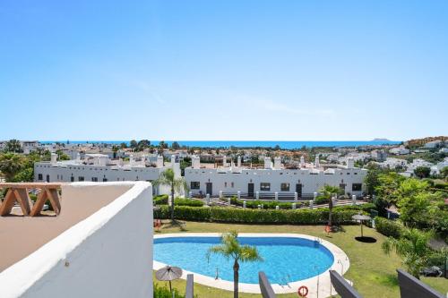 Sea View & Mountain View Apartment with Private Jacuzzi - Sunset Golf, Estepona photo 20