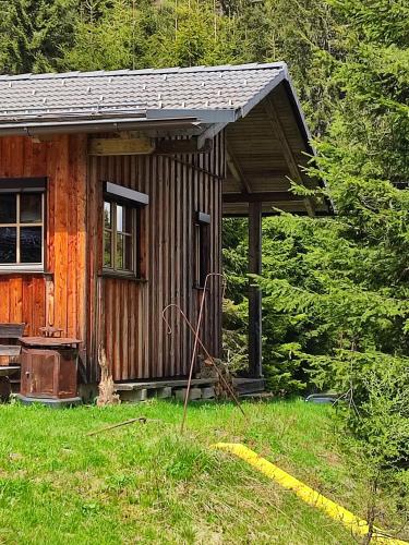 El edificio en el que está la casa vacacional
