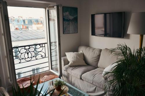 Bright Top Floor apartment - Batignolles - Montmartre - metro at 2 steps