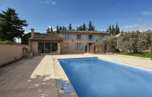 Cozy Home In Aubignan