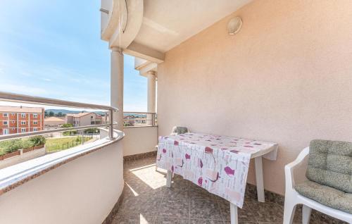 Nice Apartment In Biograd Na Moru With Wifi