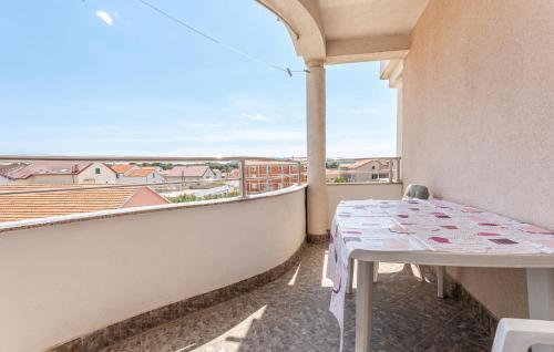 Nice Apartment In Biograd Na Moru With Wifi