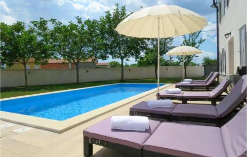 Amazing Home In Barban