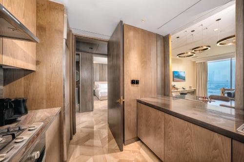 FIVE Palm Jumeirah Hotel Apartments photo 2