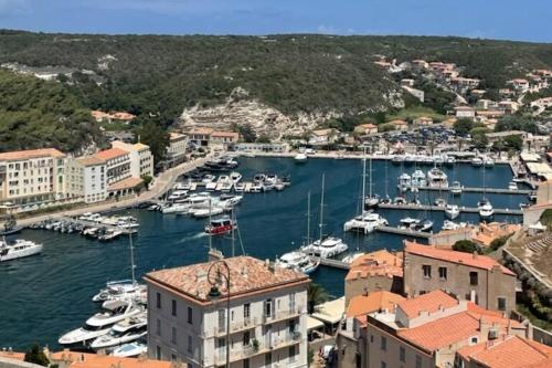 Apartment in Porto-Vecchio with pool