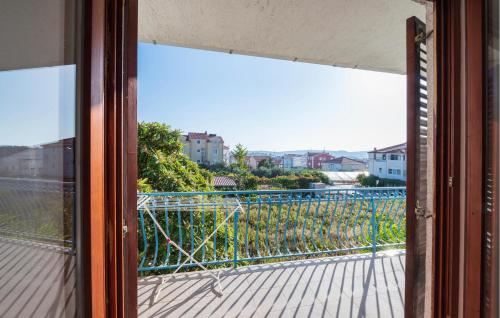3 Bedroom Amazing Apartment In Trogir