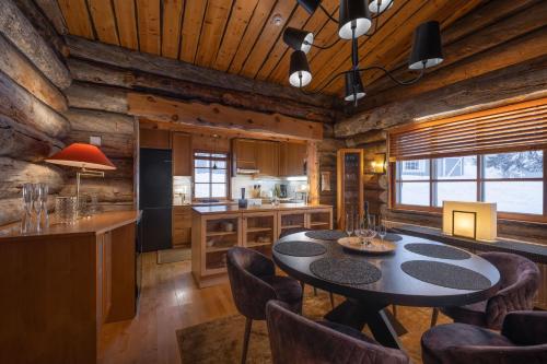 Fotografie z fotogalerie ubytování Kuukkeli Log Houses Teerenpesä - Premium Suite A48 v destinaci Saariselka