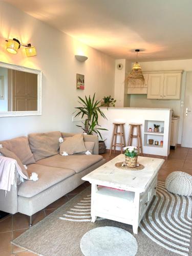 Superbe appartement dans golf 4 étoiles