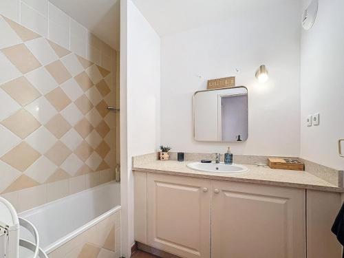 Koupelna v ubytování Superbe appartement dans golf 4 étoiles