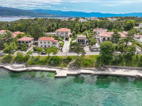 Studio apartment Karla with beautiful Sea view