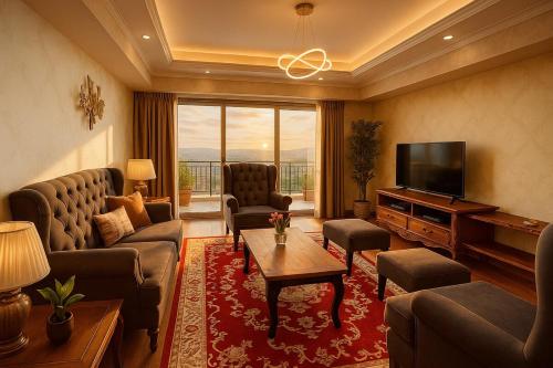 Μια τηλεόραση ή/και κέντρο ψυχαγωγίας στο Spacious 3BR near US Embassy, Manila Ocean Park