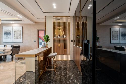 Gallery image of d'Edge Thao Dien by KayStay in Ho Chi Minh City