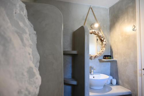 Gallery image of Terramare Villa's 4 in Kithnos