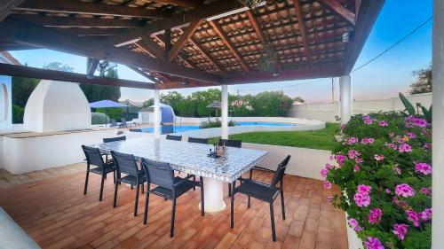 Nicola - Private Pool - 8 Guests - Albufeira