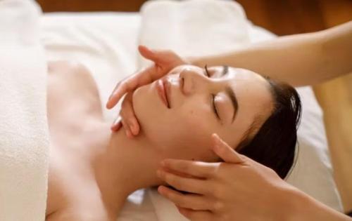 Spa o instalaciones de bienestar en Hakone Gora KARAKU