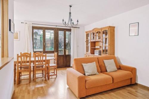 Carlina by Cardi Suites