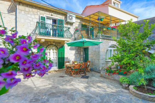 Apartments & Studio Gordana