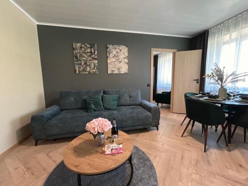 Ruang duduk di Flat in Pärnu