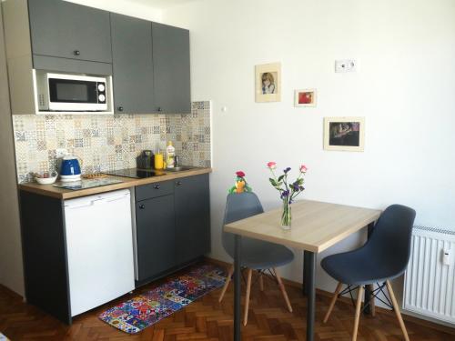 Studio Yellow Dragon