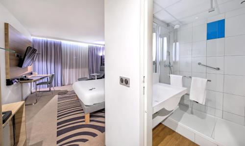 Bilik mandi di Novotel Kraków Centrum