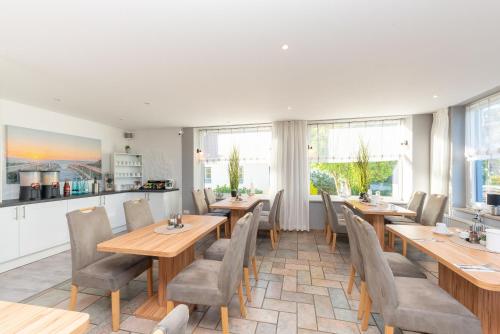 Una cocina o zona de cocina en Hotel Villa Sonneck-Adults Only