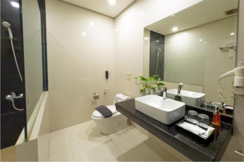 Vannituba majutusasutuses Savana Hotel & Convention Malang
