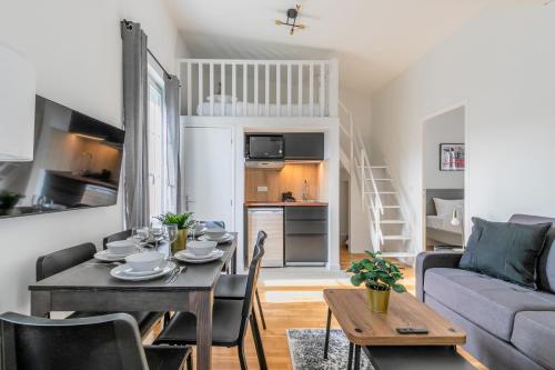 Brand New - Exquisite and Sunny Parisian Loft