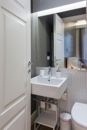 Rose Apartment - Santo Spirito district