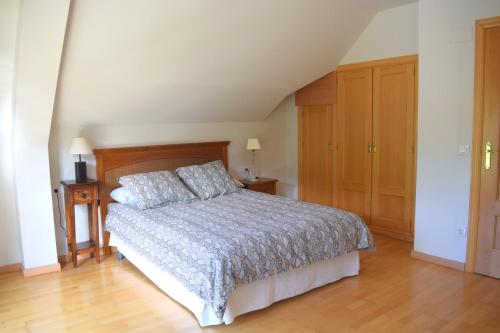 Argualas - Triplex con piscina - By CARDI Suites