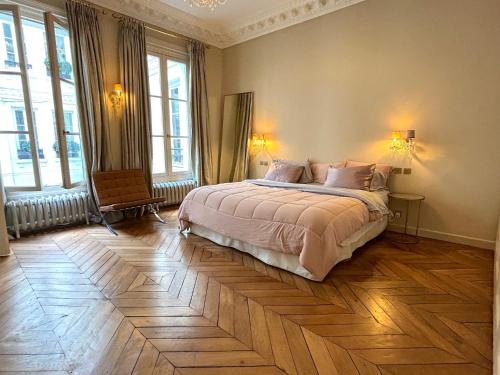 Photo de la galerie de l'établissement L'appartement Honore, à Paris