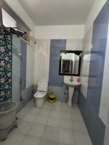 Ένα μπάνιο στο Hotel Vasundhara Palace