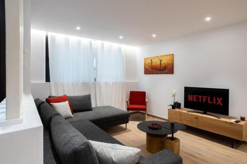 Exclusive 3-Bedroom Haven in Kolonaki Center
