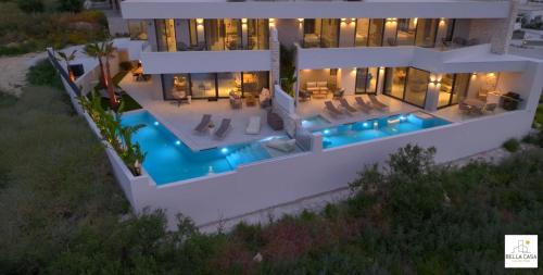 Bella Casa - Newly Built Designer Villa