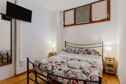 GuestHost - Novoli Escape in Florence with Parking