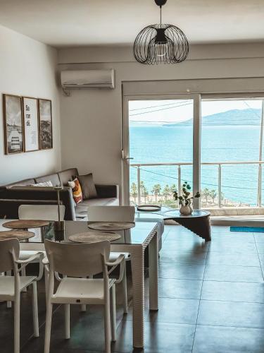 Esca Sea View Apartment