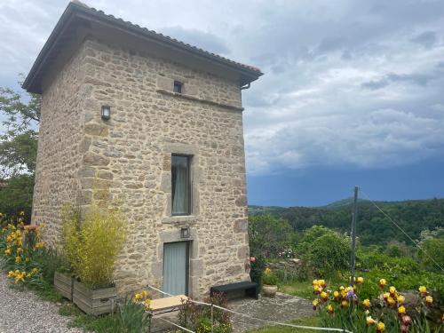 Gîte rurale, très beau pigeonnier avec vue