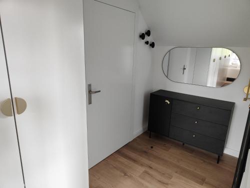 Φωτογραφία από το άλμπουμ του Apartament Jak w banku II σε Kłodzko