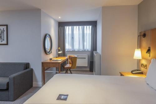 Ruang duduk di Oxford Belfry Hotel & Spa