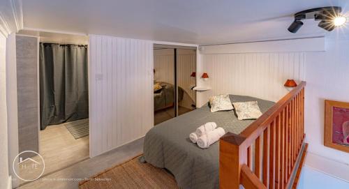 Les Arcades WiFi Historic Center