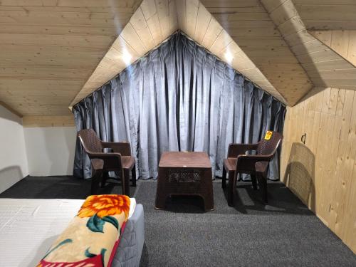 Χώρος καθιστικού στο Zikra HomeStay