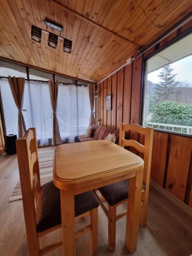 Posezení v ubytování Cabañas Carolín Cacao Castaño