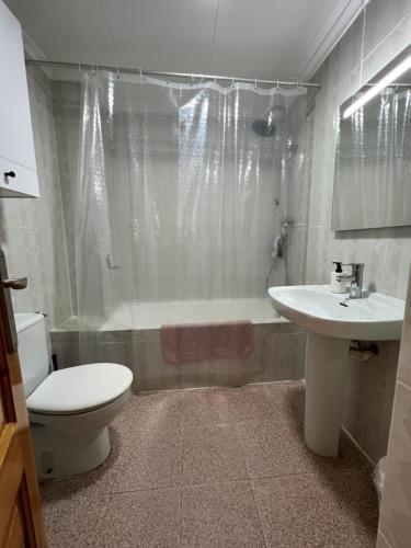 Kúpeľňa v ubytovaní Apartamento CA VALEN 2