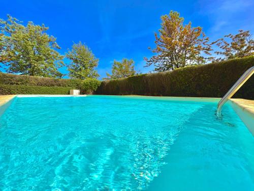 Kolam renang di atau dekat dengan Portimao Riverview 2 With Pool by Homing