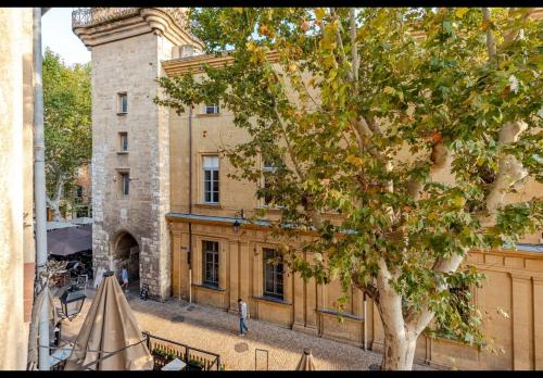 Aix Historique La Tour de l 'Horloge