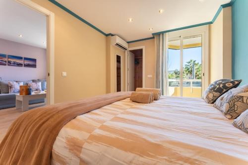 Salou-Alboran-Central-Pool-2bed-PortAventura-AA-WiFi18