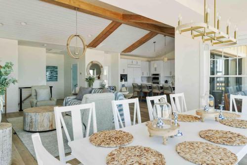 Εστιατόριο ή άλλο μέρος για φαγητό στο Luxury home Beach Front
