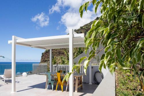 Villa Nicuma by ESCAPE to Madeira
